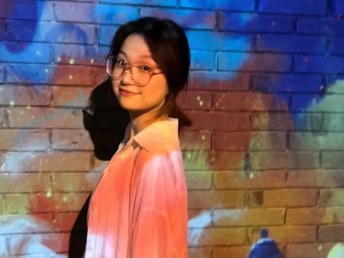 罗鑫玥 华南交流会会长.jpg